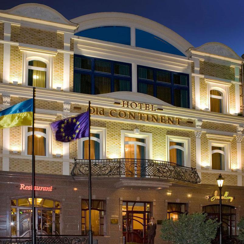 Old Continent Hotel Uzhhorod Exterior photo
